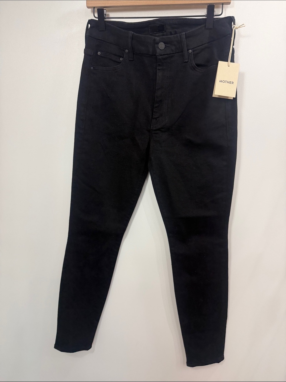 Mother High Waisted Looker skinny jeans black size 30.NWT